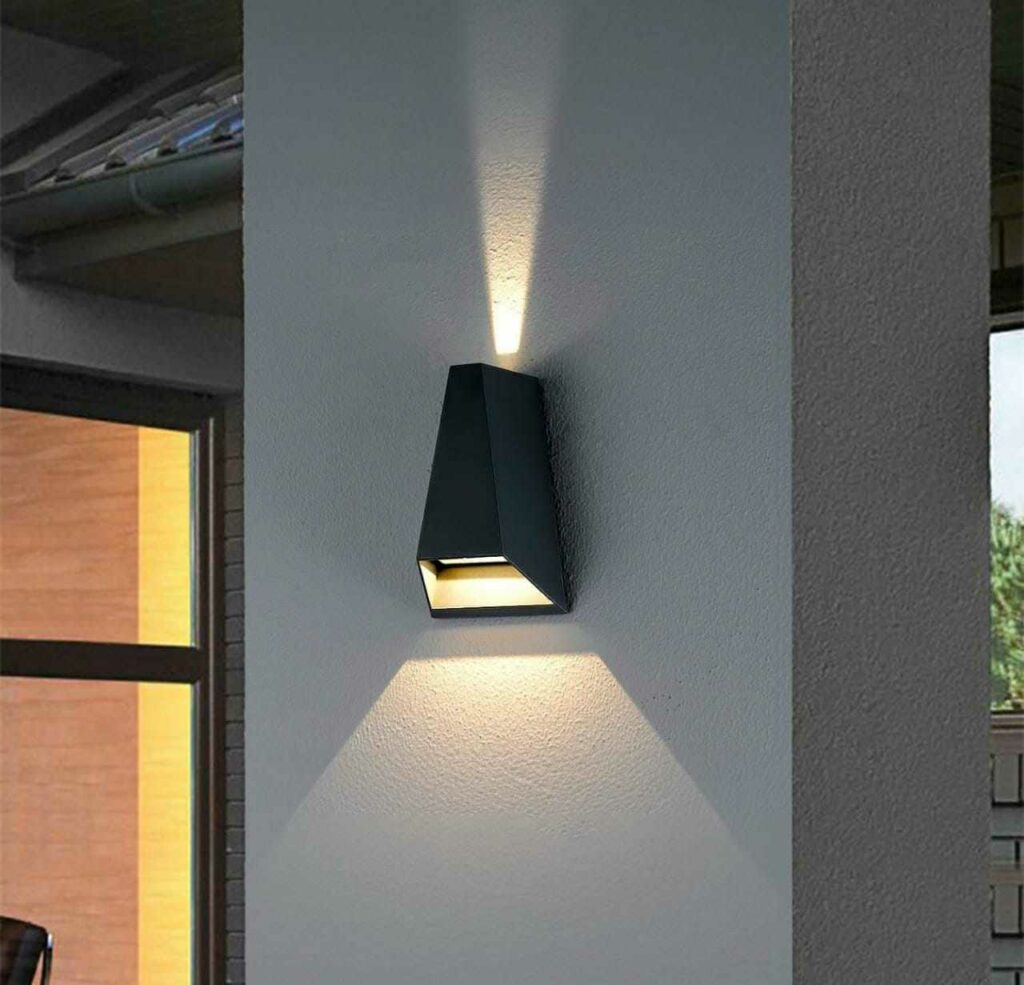 Applique 10W 3000K sandy black body 175x108x65 IP54 LUMIN